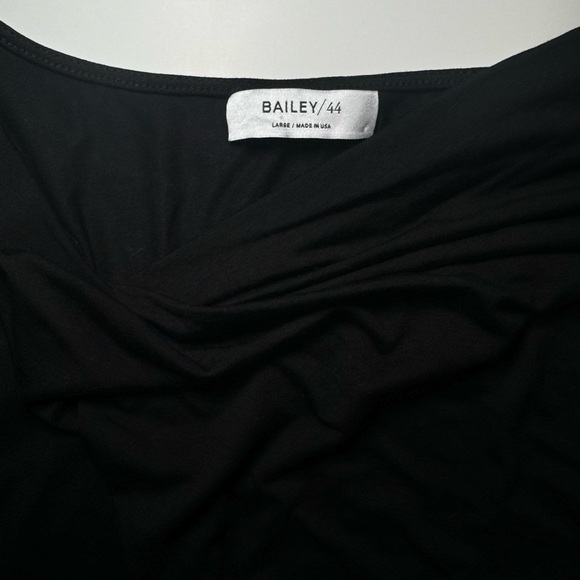 Bailey44 top size L brand new with tags stretchy material! - Picture 2 of 7